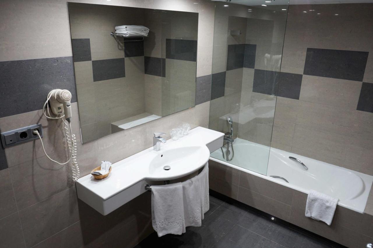 Cesaraugusta Otel Zaragoza Dış mekan fotoğraf