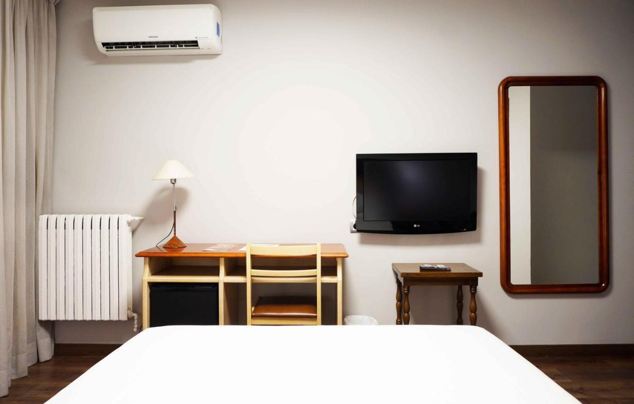 Cesaraugusta Otel Zaragoza Dış mekan fotoğraf