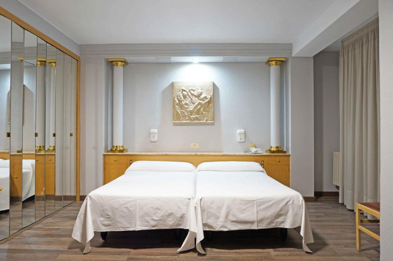 Cesaraugusta Otel Zaragoza Dış mekan fotoğraf