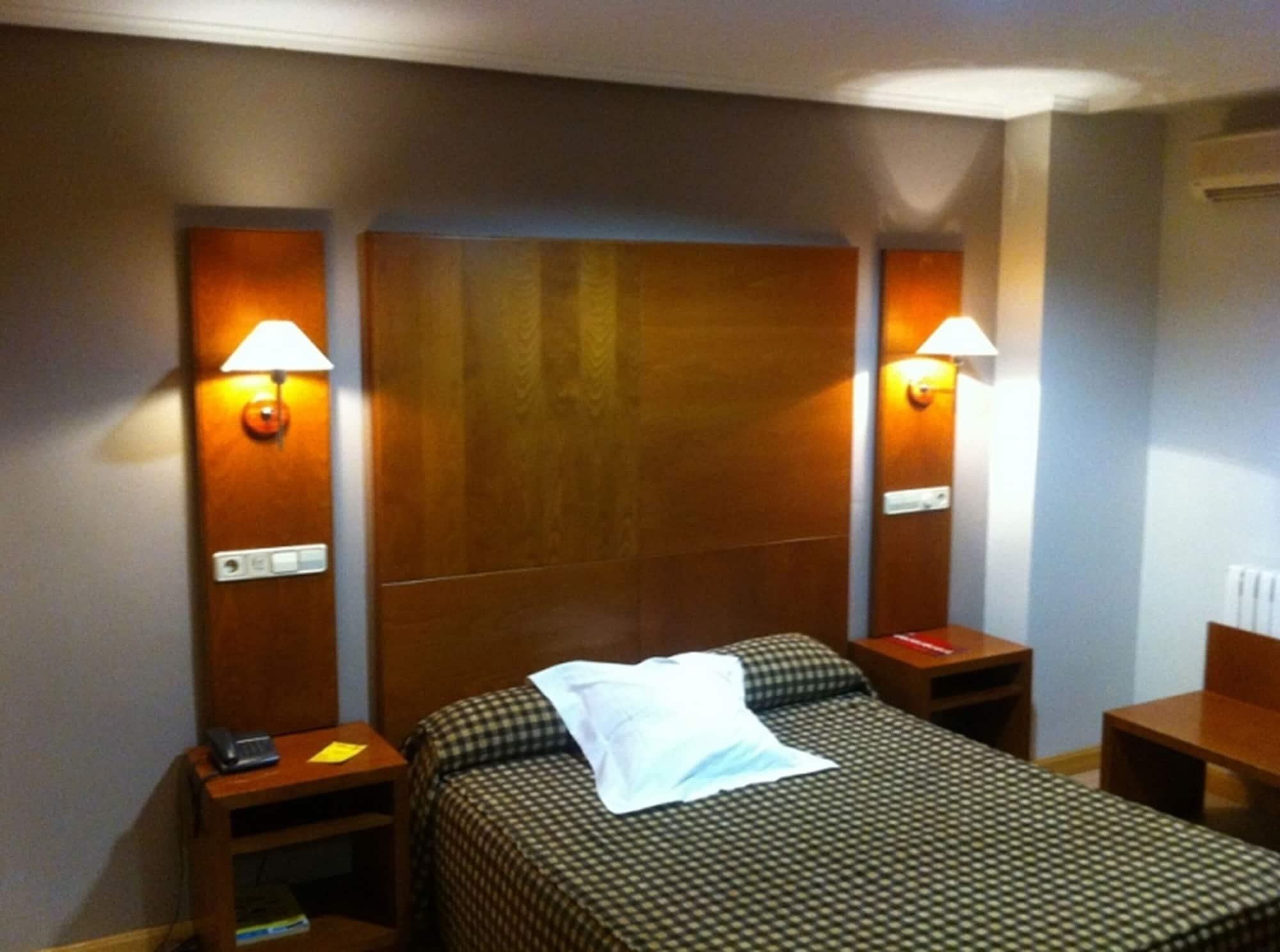 Cesaraugusta Otel Zaragoza Dış mekan fotoğraf