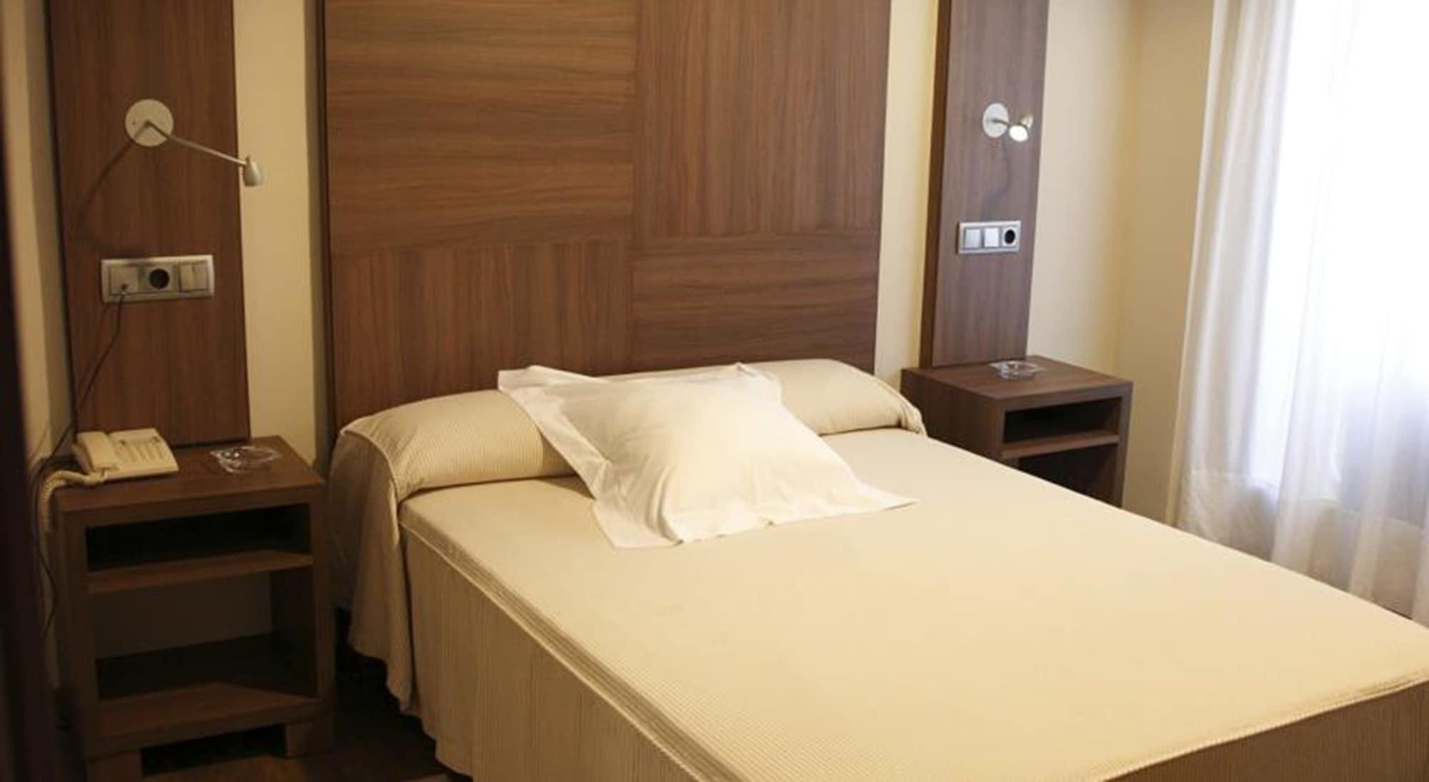 Cesaraugusta Otel Zaragoza Dış mekan fotoğraf