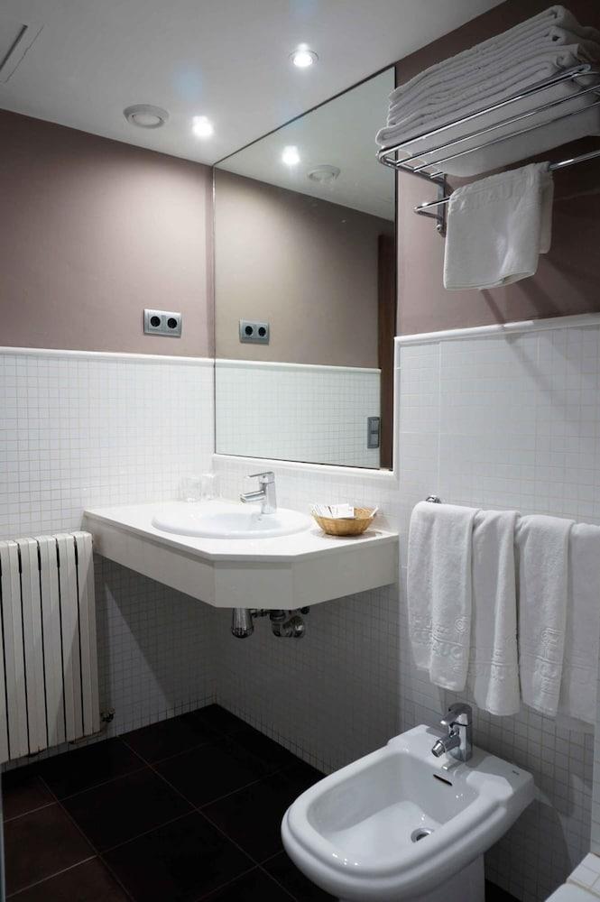 Cesaraugusta Otel Zaragoza Dış mekan fotoğraf